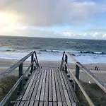 Hues-stroongoedj-haus-strandgut * ヴェスターラント