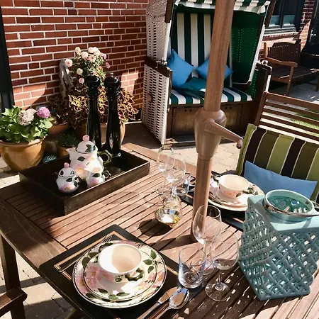 Hues-stroongoedj-haus-strandgut アパート *
