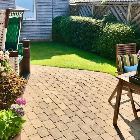 Hues-stroongoedj-haus-strandgut アパート *